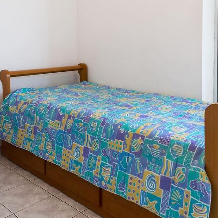 Pitangueiras Frente Total Mar Pe Na Areia Apartment Guaruja Luaran gambar