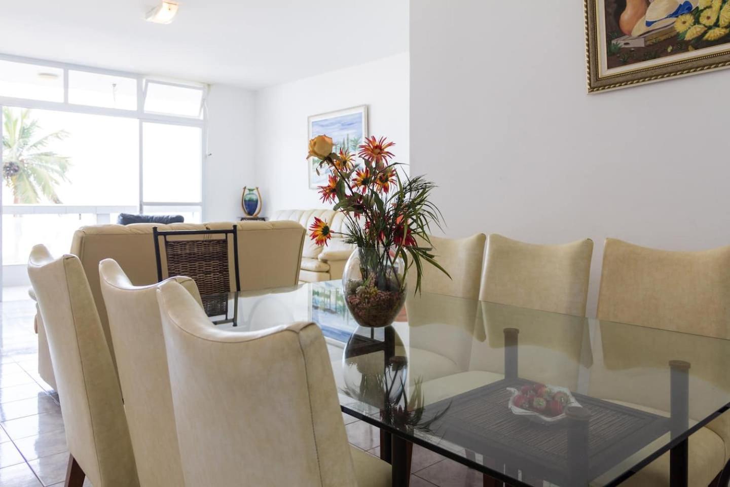 Pitangueiras Frente Total Mar Pe Na Areia Apartment Guaruja Luaran gambar